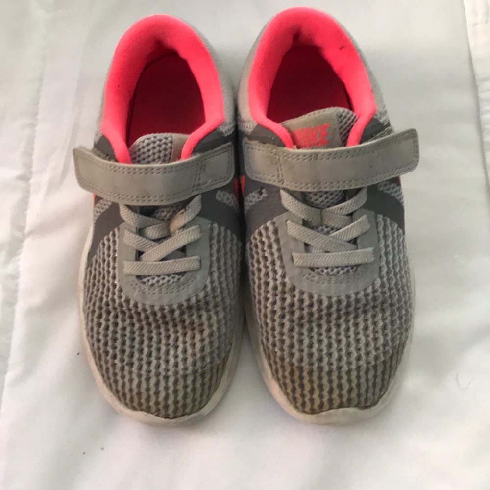 Girls NIKE sneakers
